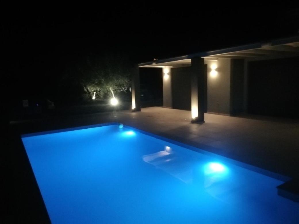 Avithos Blue Villas Свороната Экстерьер фото